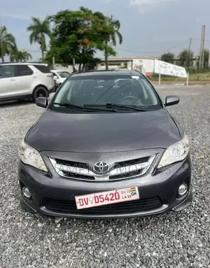 Toyota Corolla 2013 Silver