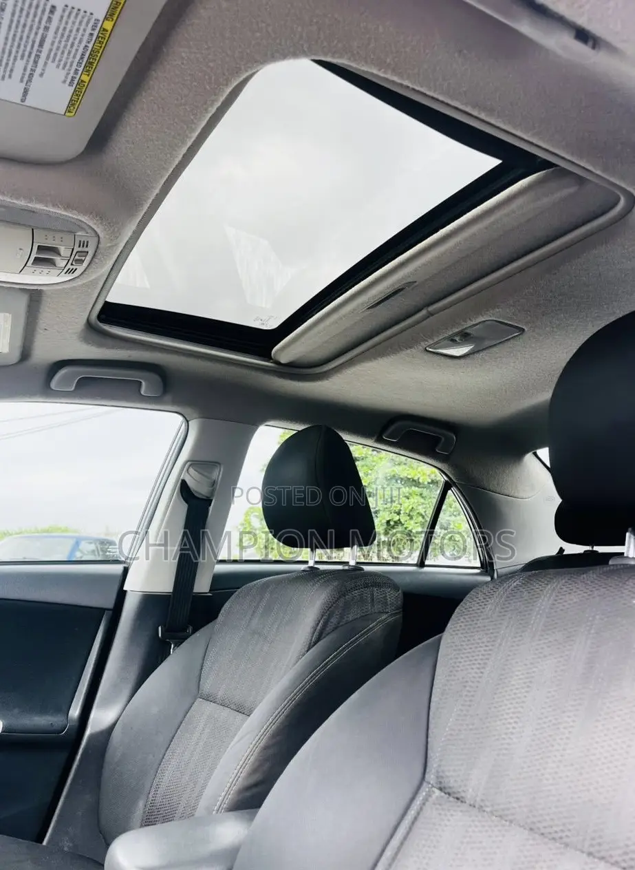 Toyota Corolla 2013 Silver