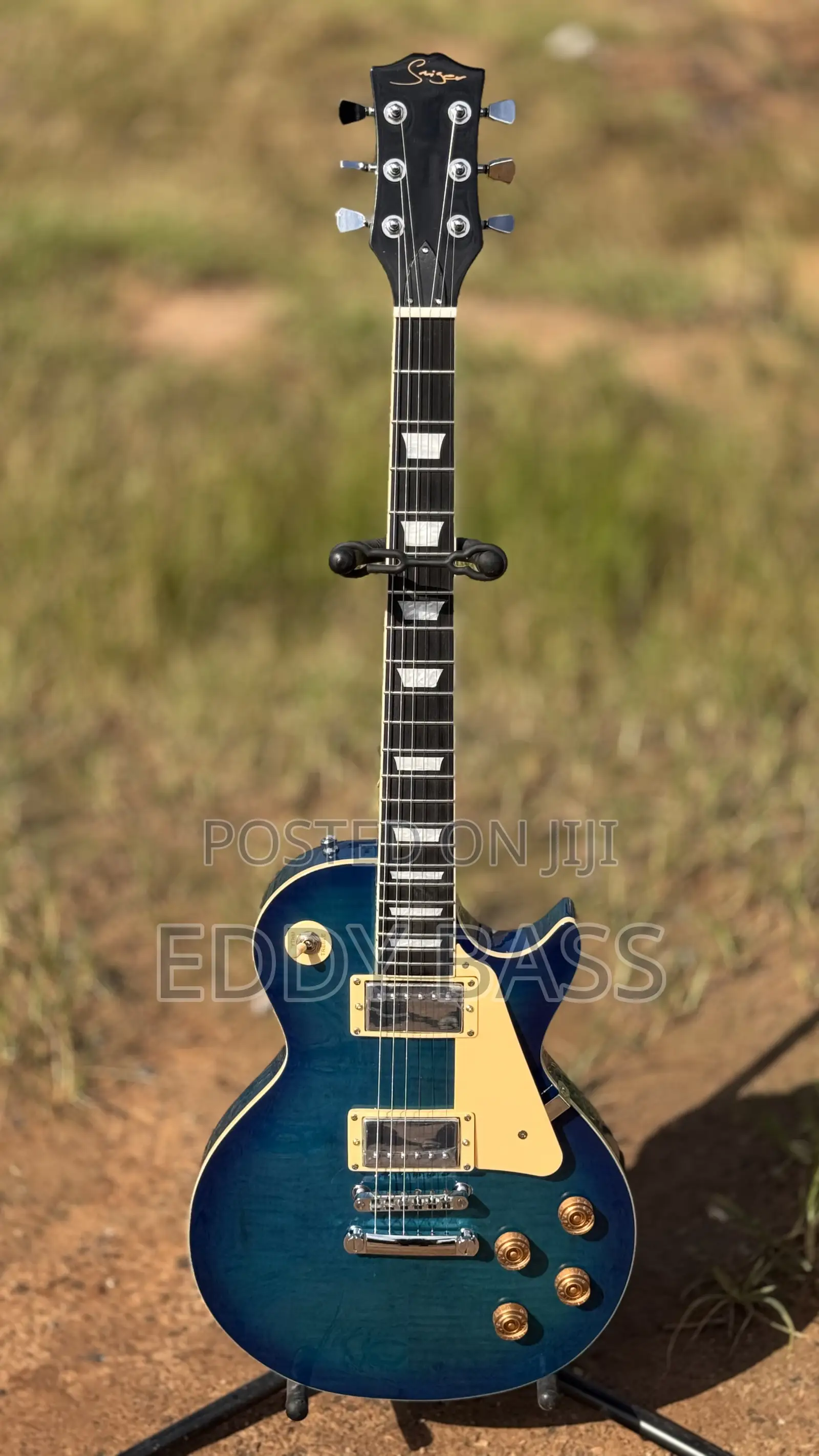 Blue Smiger Les Paul