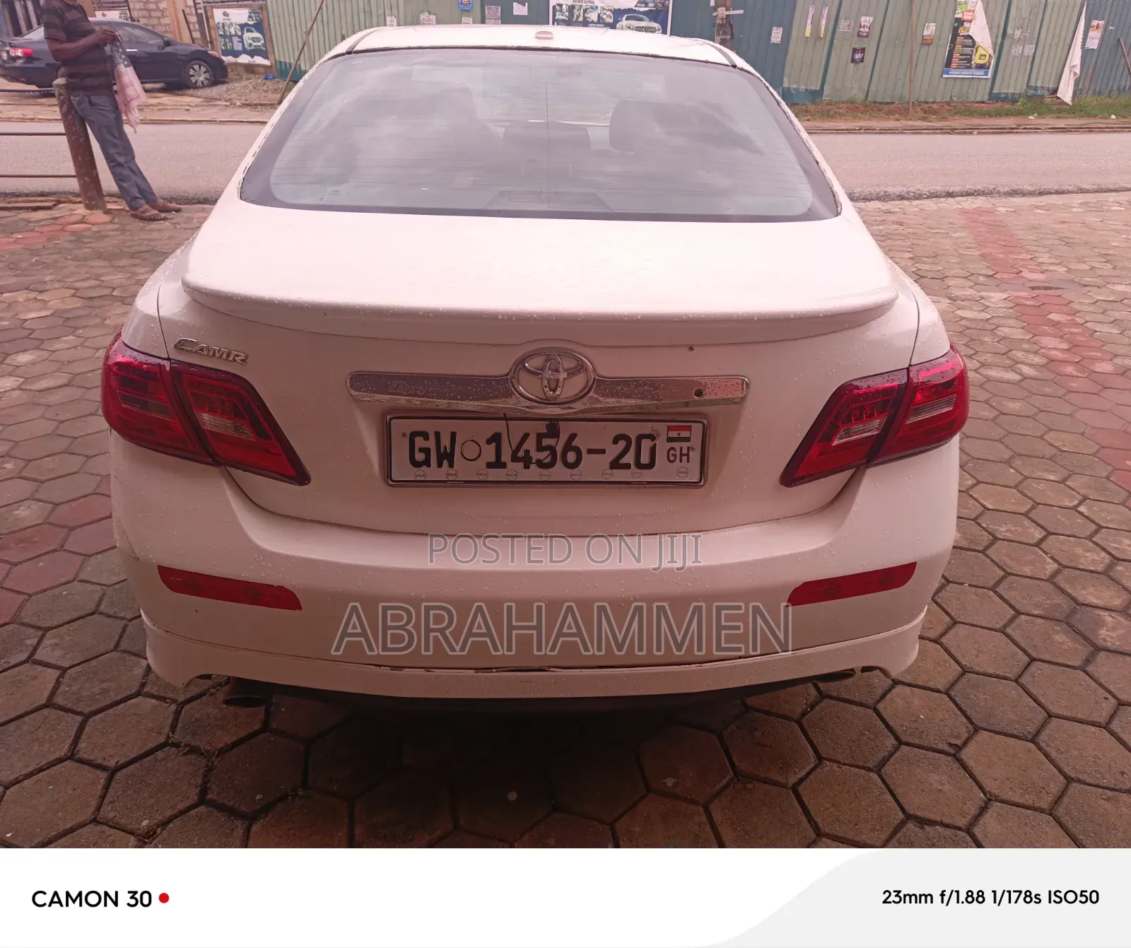 Toyota Camry SE 4dr Sedan (2.5L 4cyl 6A) 2011 White
