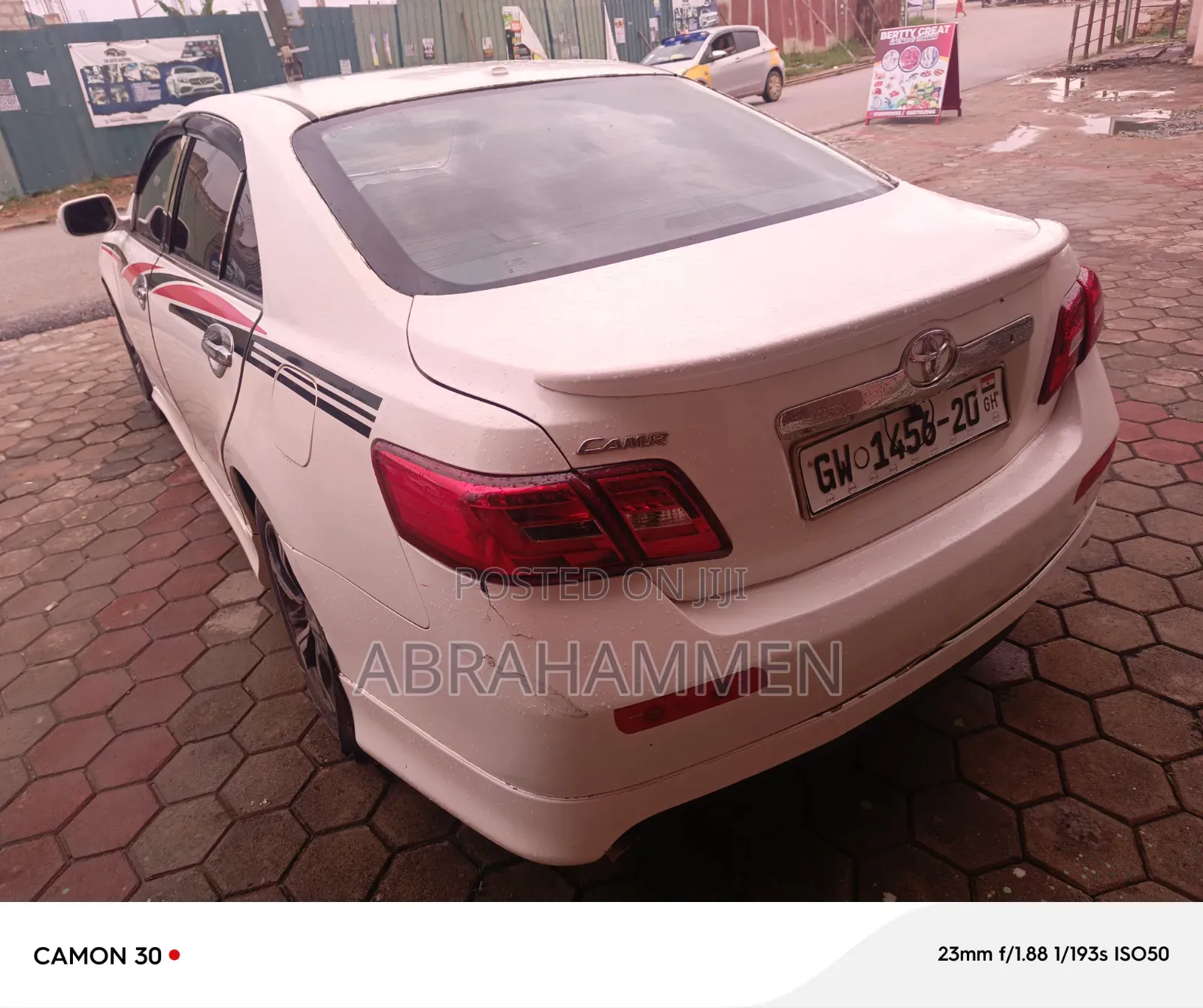 Toyota Camry SE 4dr Sedan (2.5L 4cyl 6A) 2011 White