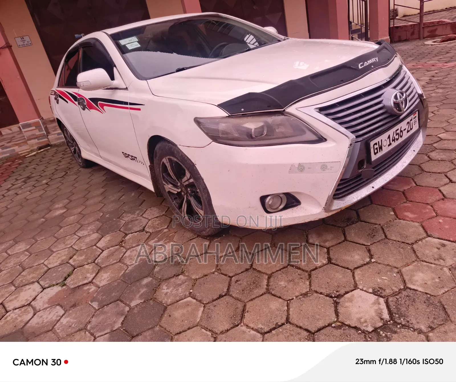 Toyota Camry SE 4dr Sedan (2.5L 4cyl 6A) 2011 White