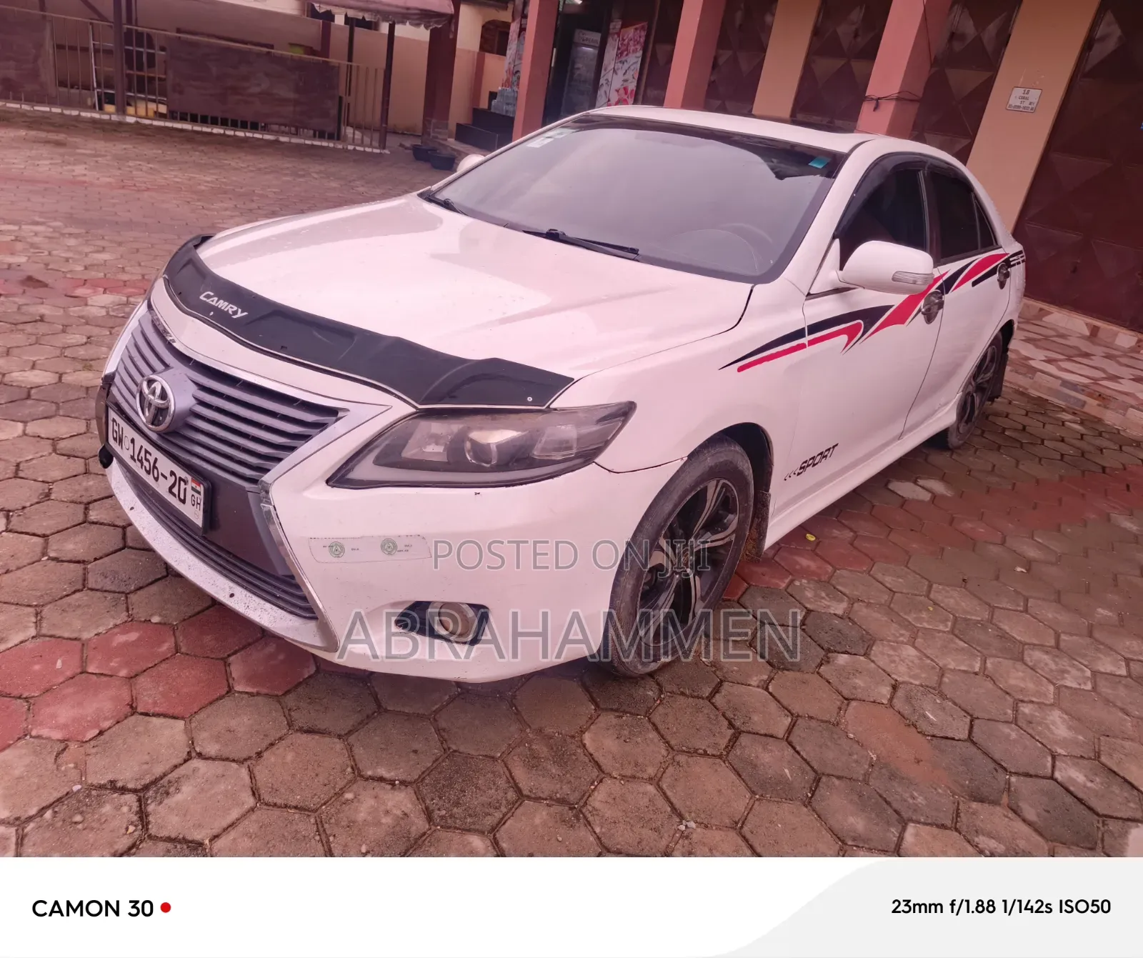 Toyota Camry SE 4dr Sedan (2.5L 4cyl 6A) 2011 White