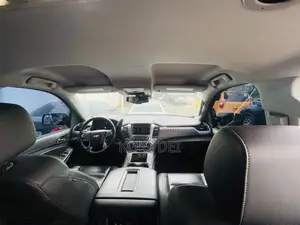 Chevrolet Suburban 2020 Black