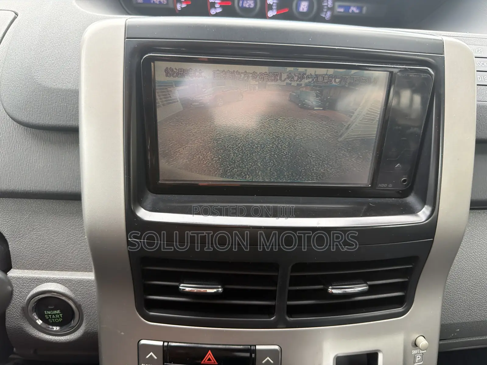 Toyota Voxy 2013 Silver