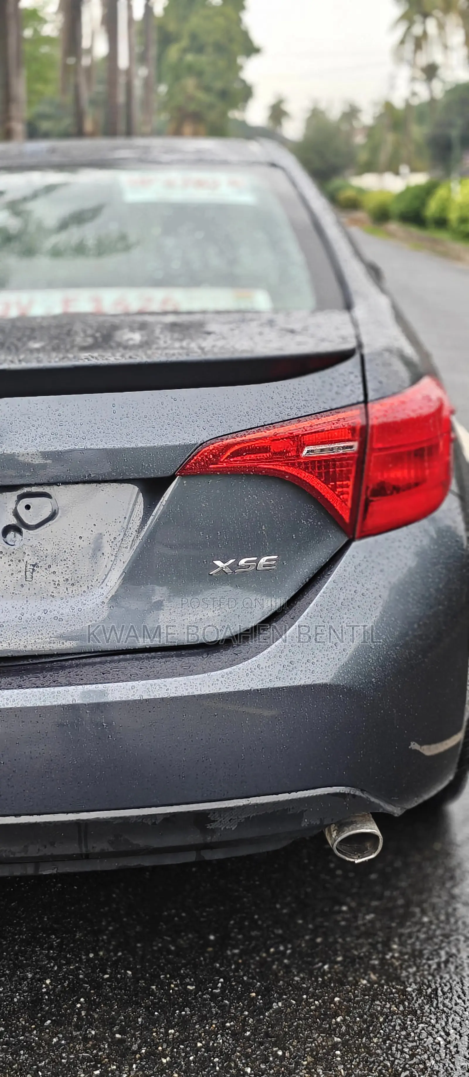 Toyota Corolla XSE (1.8L 4cyl 2A) 2018 Gray