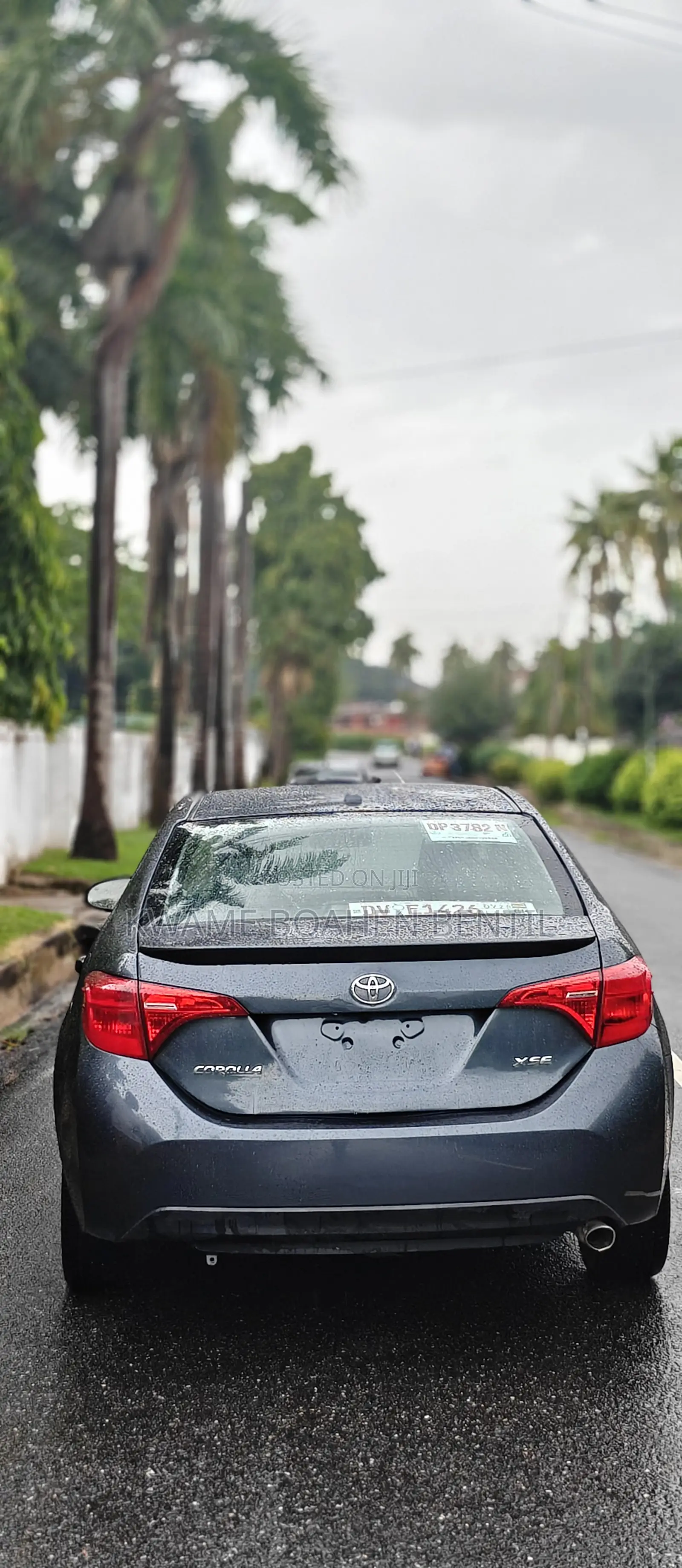 Toyota Corolla XSE (1.8L 4cyl 2A) 2018 Gray