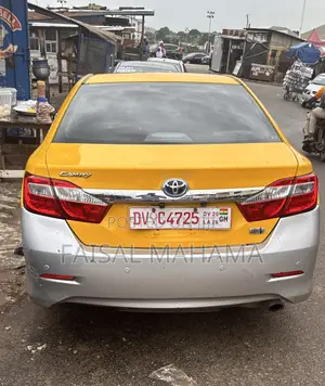 Toyota Camry 2014 Yellow