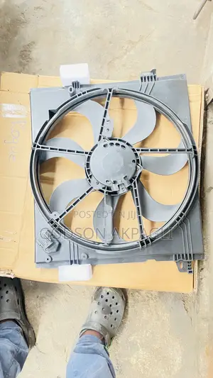 Nissan Qashqai 2012-2015 Fan