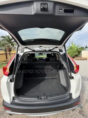 Honda CR-V Touring AWD 2019 White