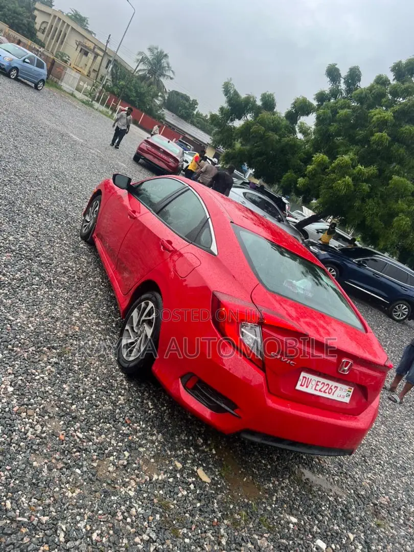 Honda Civic 2018 Red