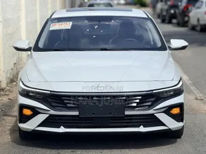 New Hyundai Elantra 2025 White