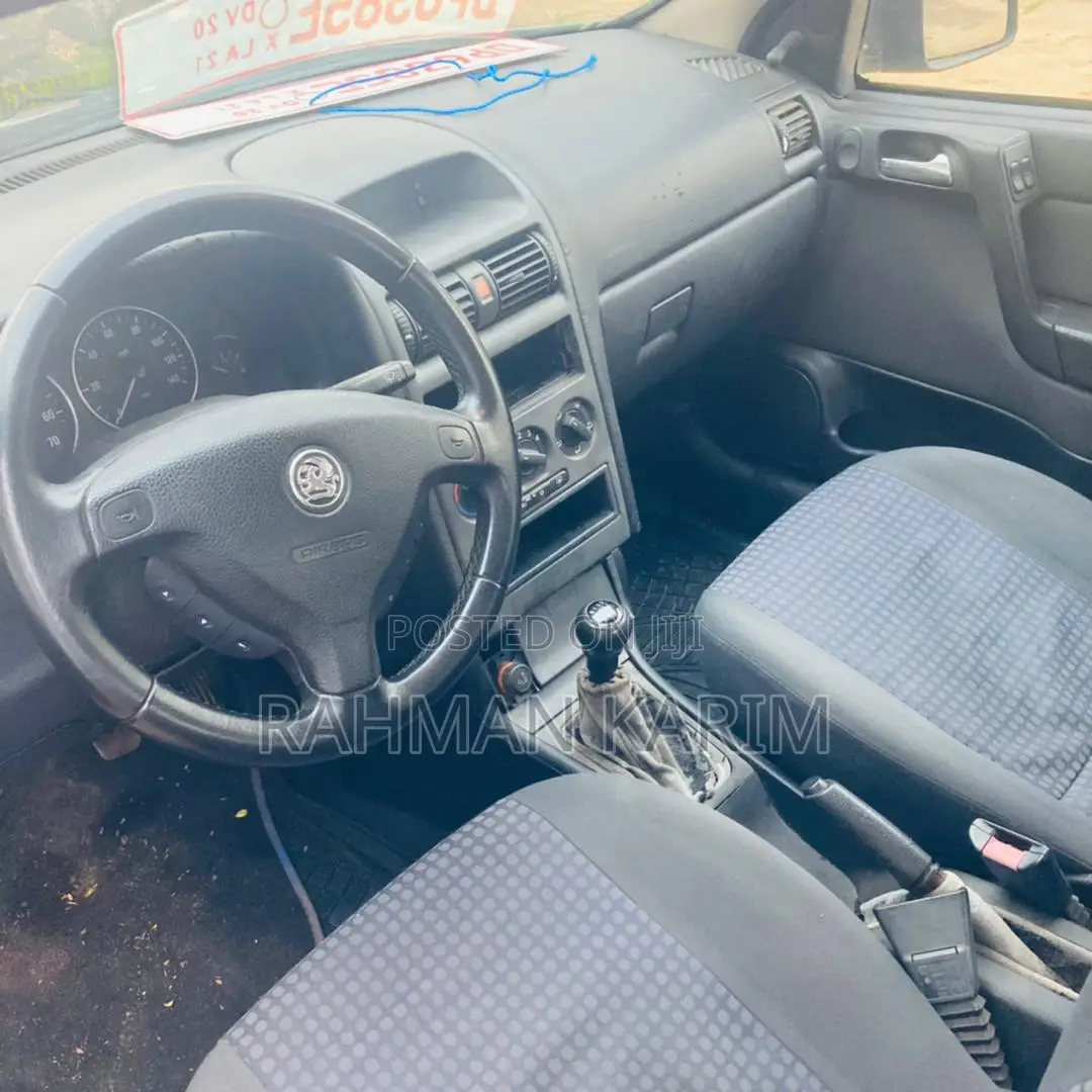 Opel Astra 1.3 CDTi Automatic 2008 Silver