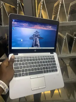 Laptop HP EliteBook 820 G3 8GB Intel Core i5 SSD 128GB