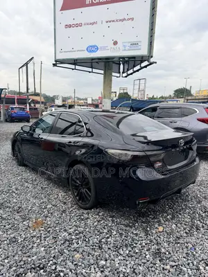 Toyota Camry XSE FWD (2.5L 4cyl 8AM) 2018 Black