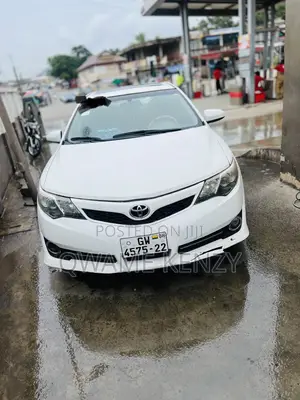 Toyota Camry 2014 White