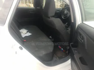 Toyota Corolla 2018 White