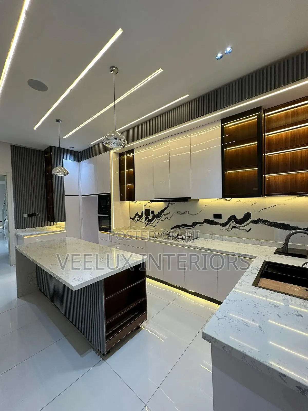 Hmodern Handleless Kitchen Cabinet With Glass Doors Drawers