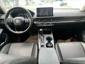 Honda Civic 2024 White