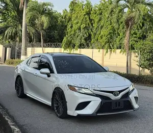 Toyota Camry 2020 White
