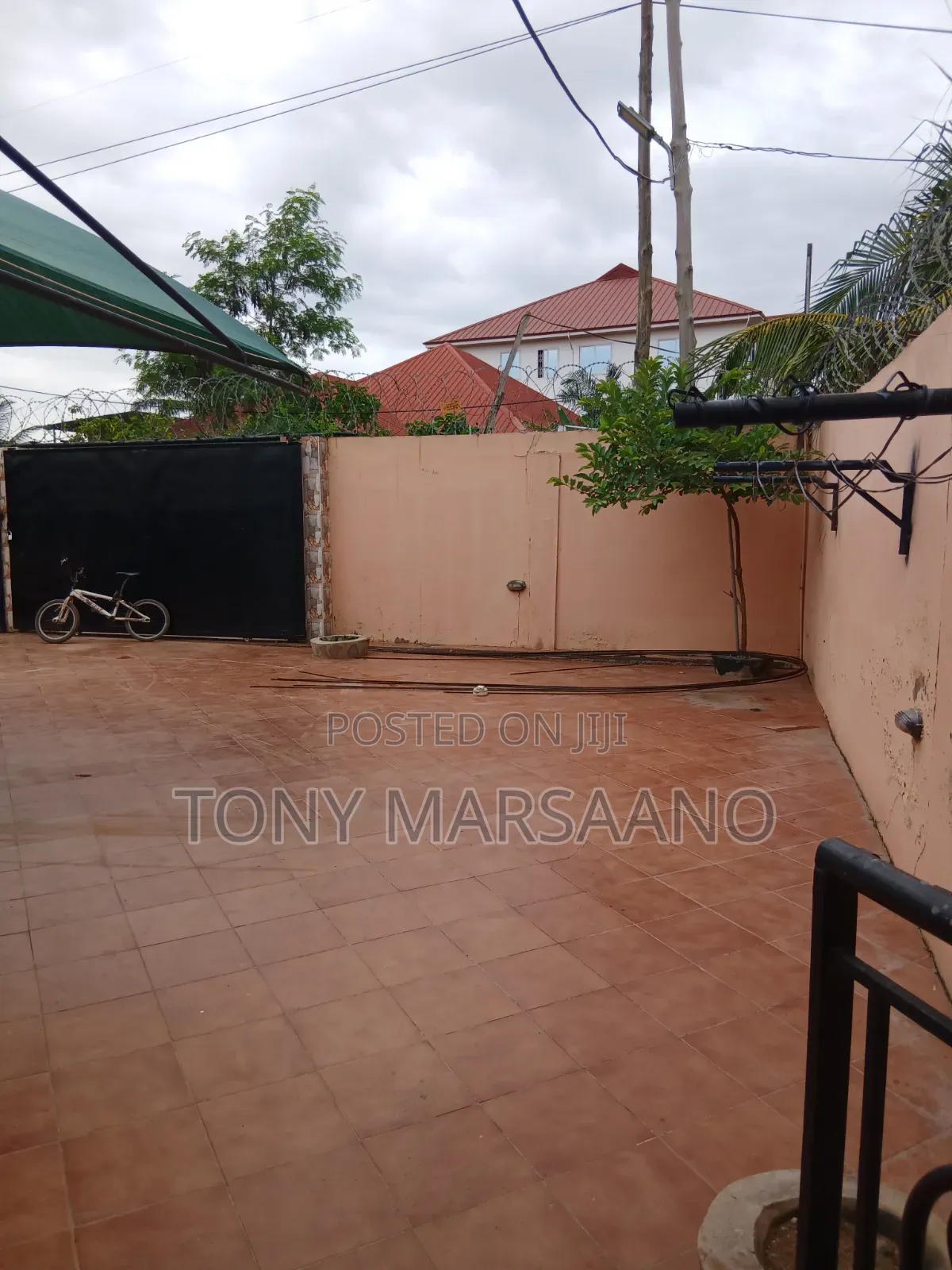 3bdrm House in Haatso, Asore Junction for rent