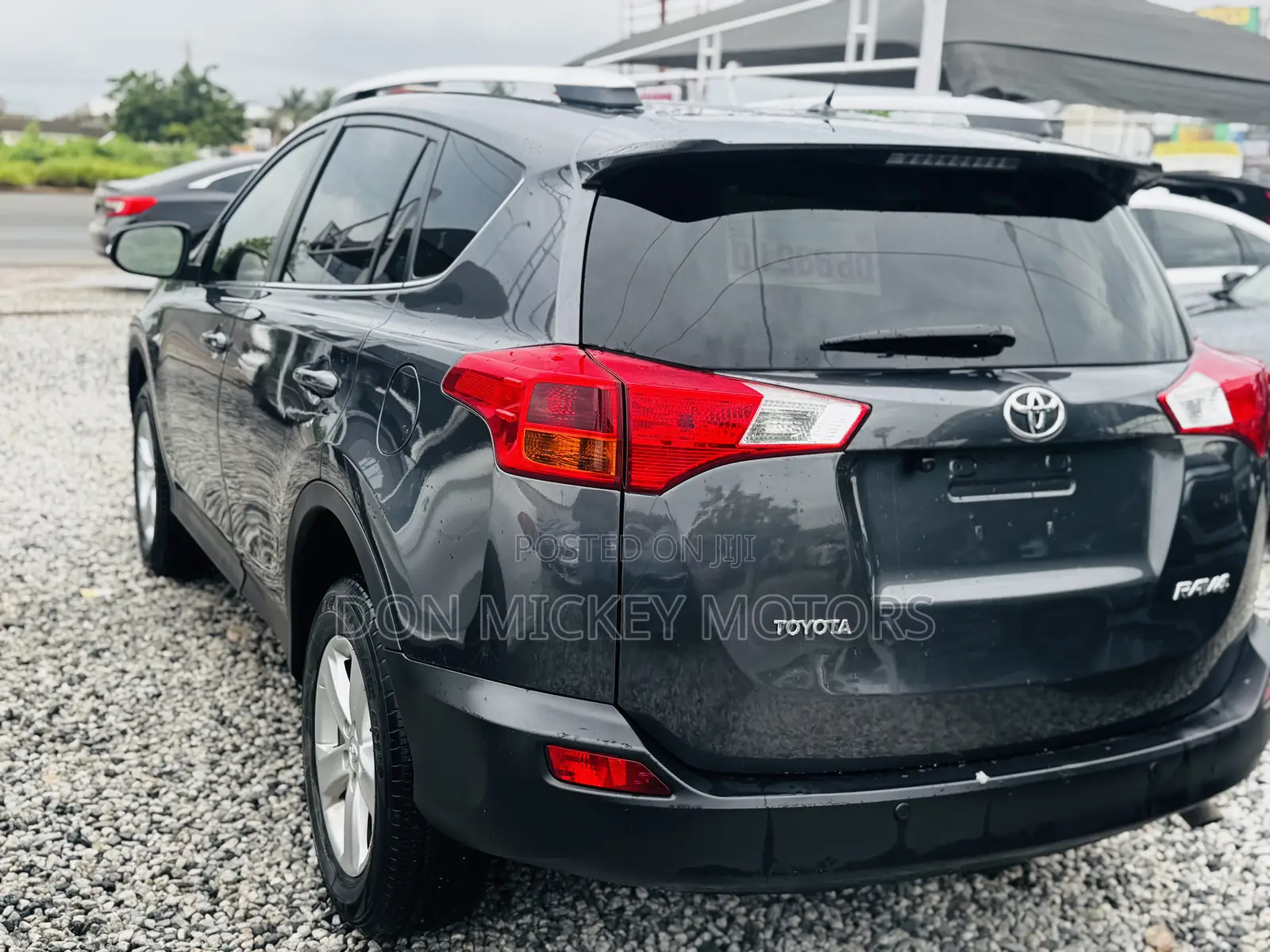 Toyota RAV4 Limited 4dr SUV (2.5L 4cyl 6A) 2015 Gray