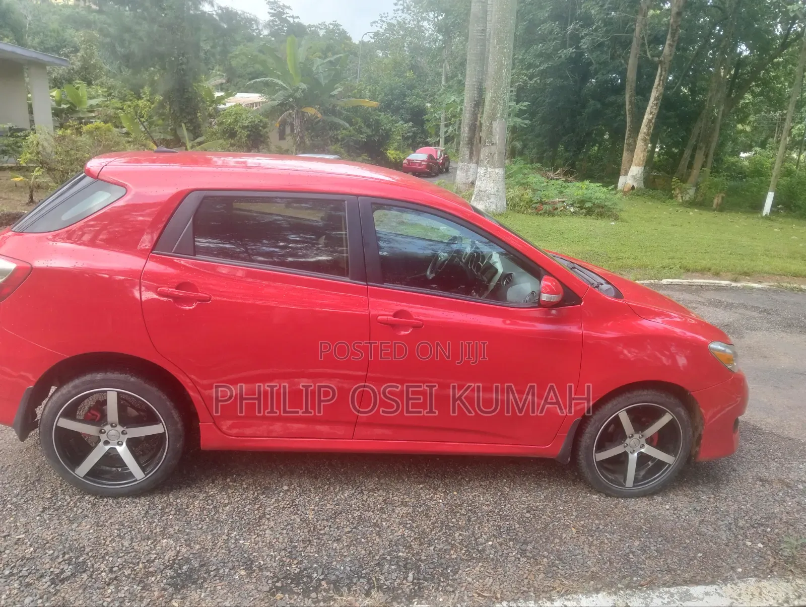 Toyota Matrix L Hatchback FWD (1.8L 4cyl 5M) 2011 Red