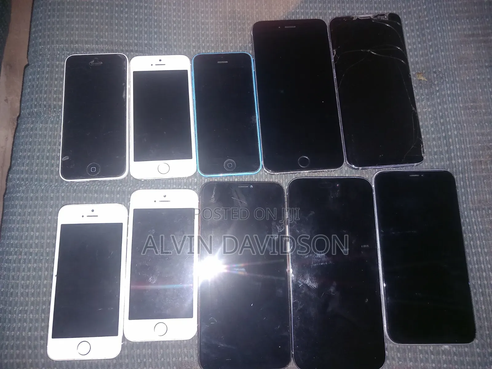 Bunch of iPhone 5 5s 5c and 16 Pro Max