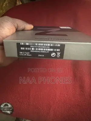 New Samsung Galaxy Z Fold3 5G 256 GB Black