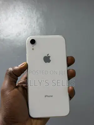 Apple iPhone XR 64 GB White