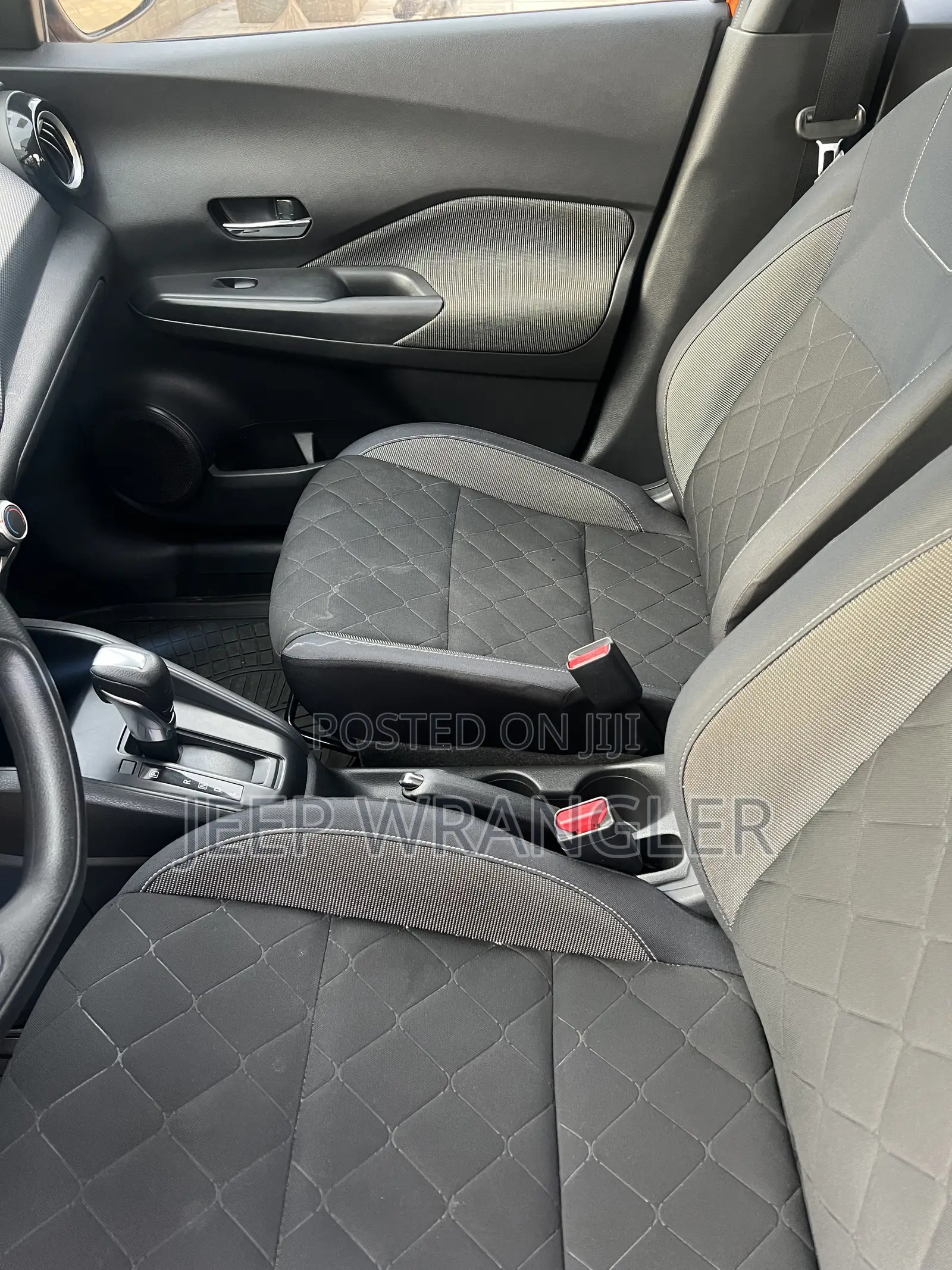 Nissan Kicks 2018 Orange