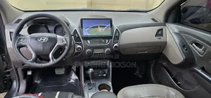 Hyundai Tucson Limited FWD 2013 Black