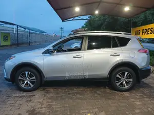 Toyota RAV4 2018 Silver
