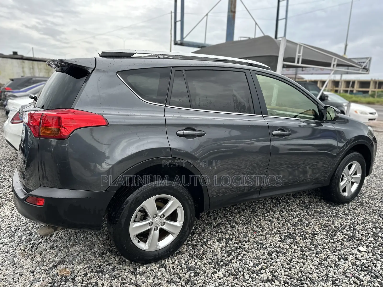Toyota RAV4 LE 4dr SUV (2.5L 4cyl 6A) 2014 Gray