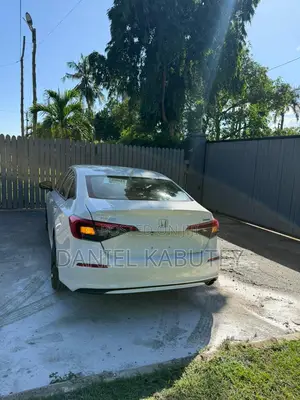 Honda Civic Sport CVT 2024 White