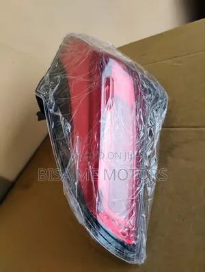 Toyota Rav4 /2015/2016/2017/2018 Taillight