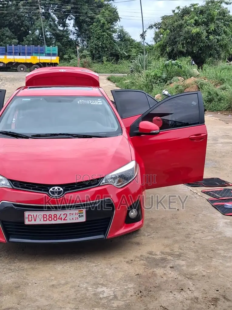 2016 Toyota Corolla S (1.8 L)