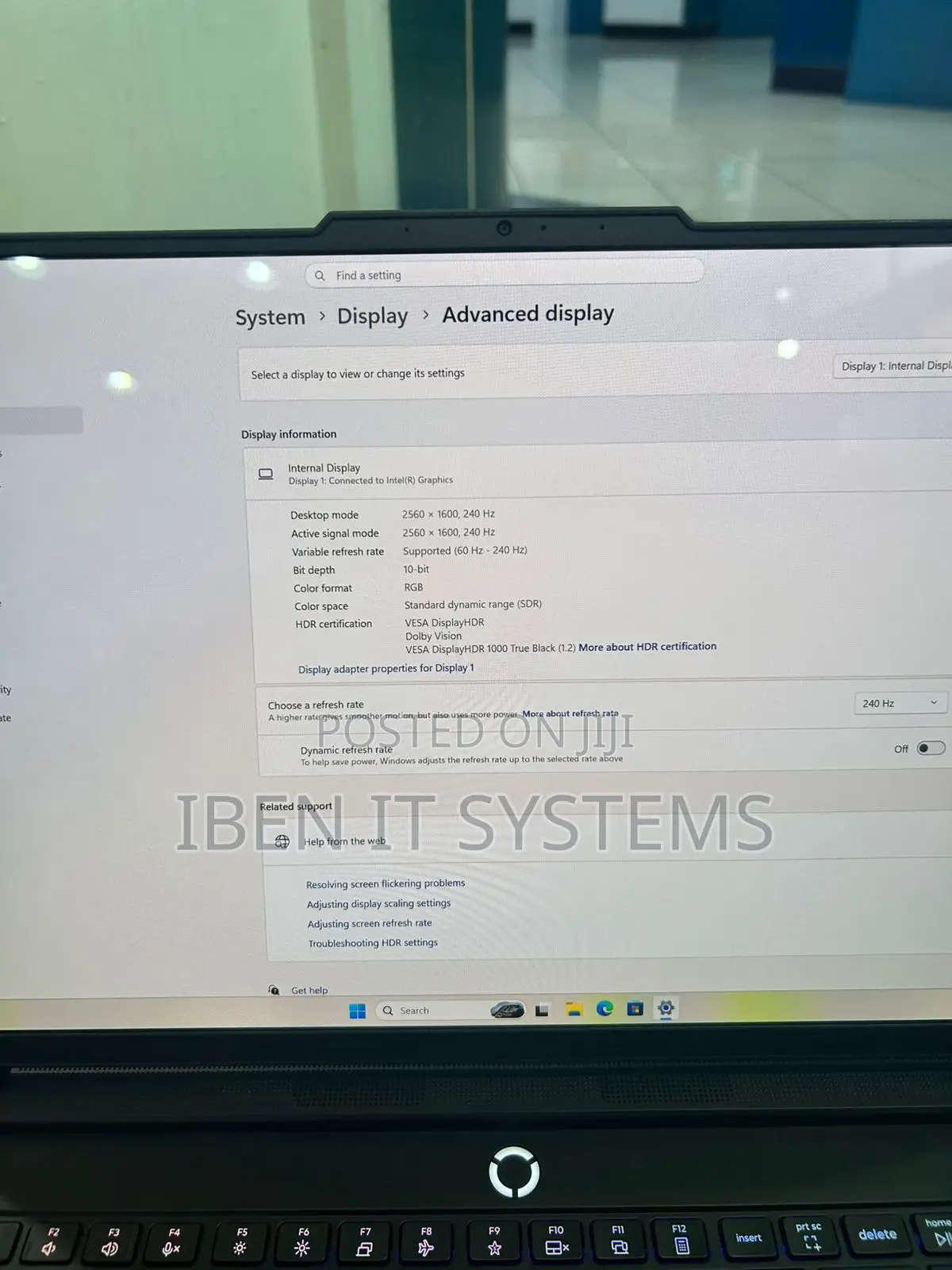 New Laptop Lenovo Legion Pro 7 64GB Intel Core Ultra 9 SSD 1T