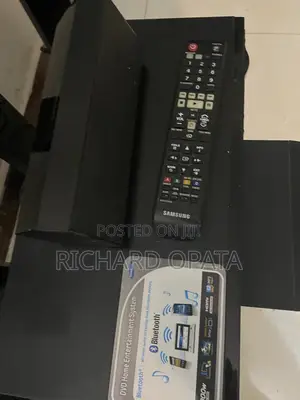 Samsung Home Theater With Great Woofer and Surrounds