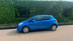 Toyota Vitz 2012 Blue