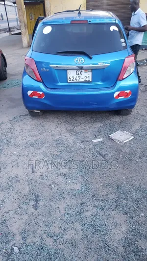 Toyota Vitz 2012 Blue