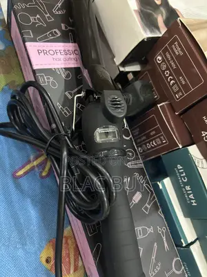 Professional Auto Ceramic Hair Curler.