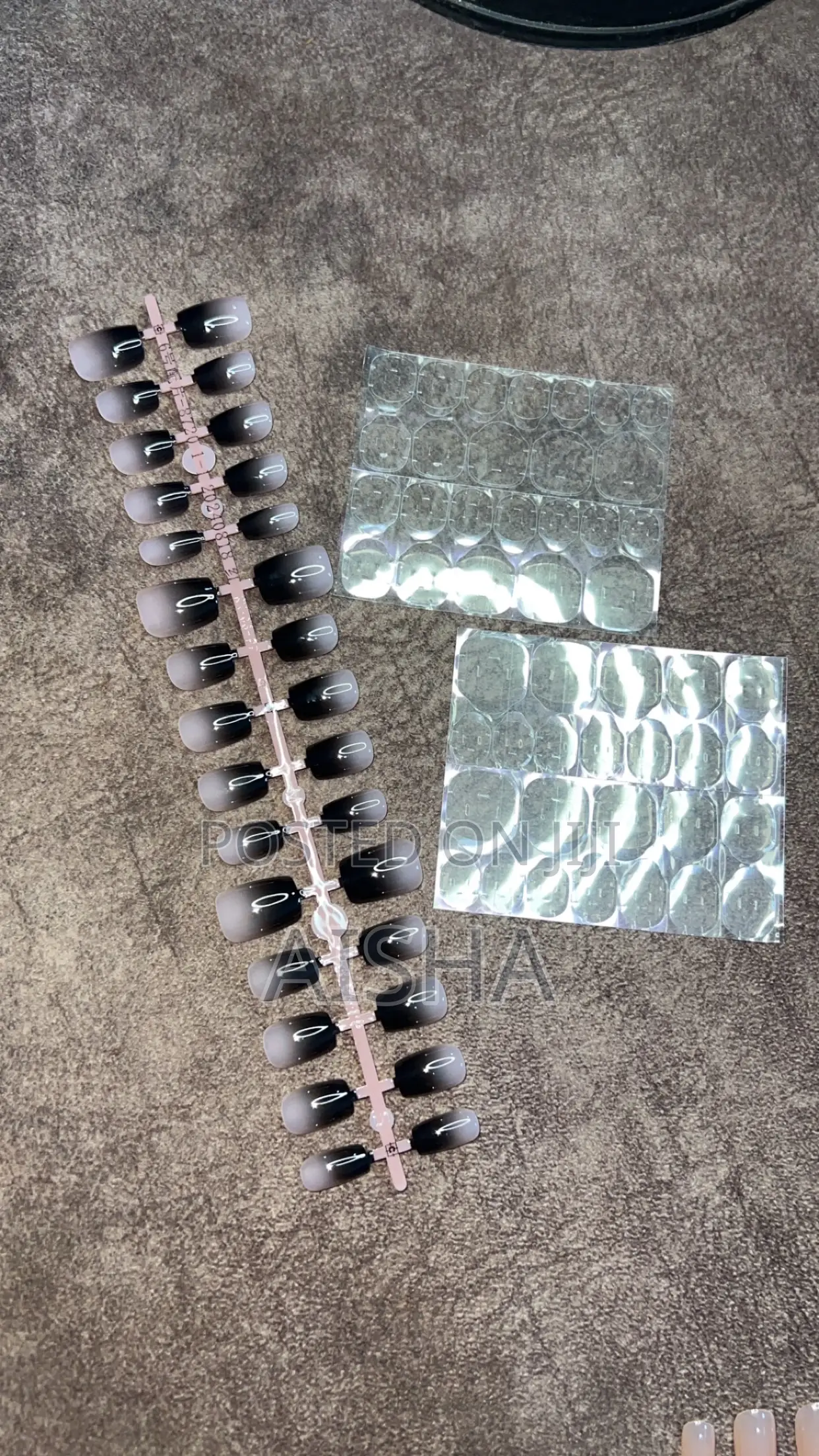 Luxury Press-on Nails – Handmade Reusable False Nails