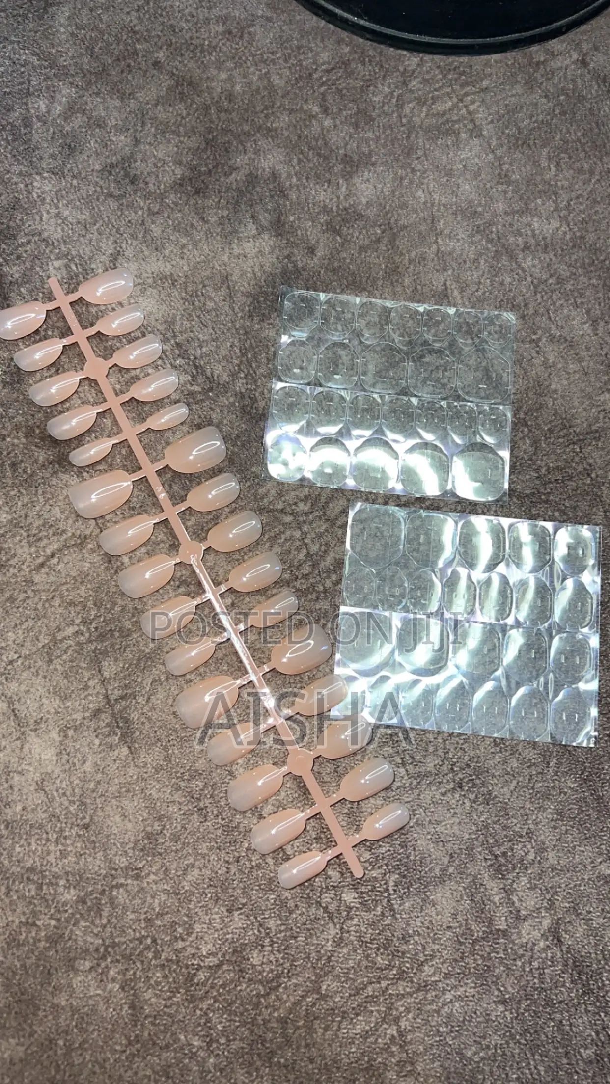Luxury Press-on Nails – Handmade Reusable False Nails