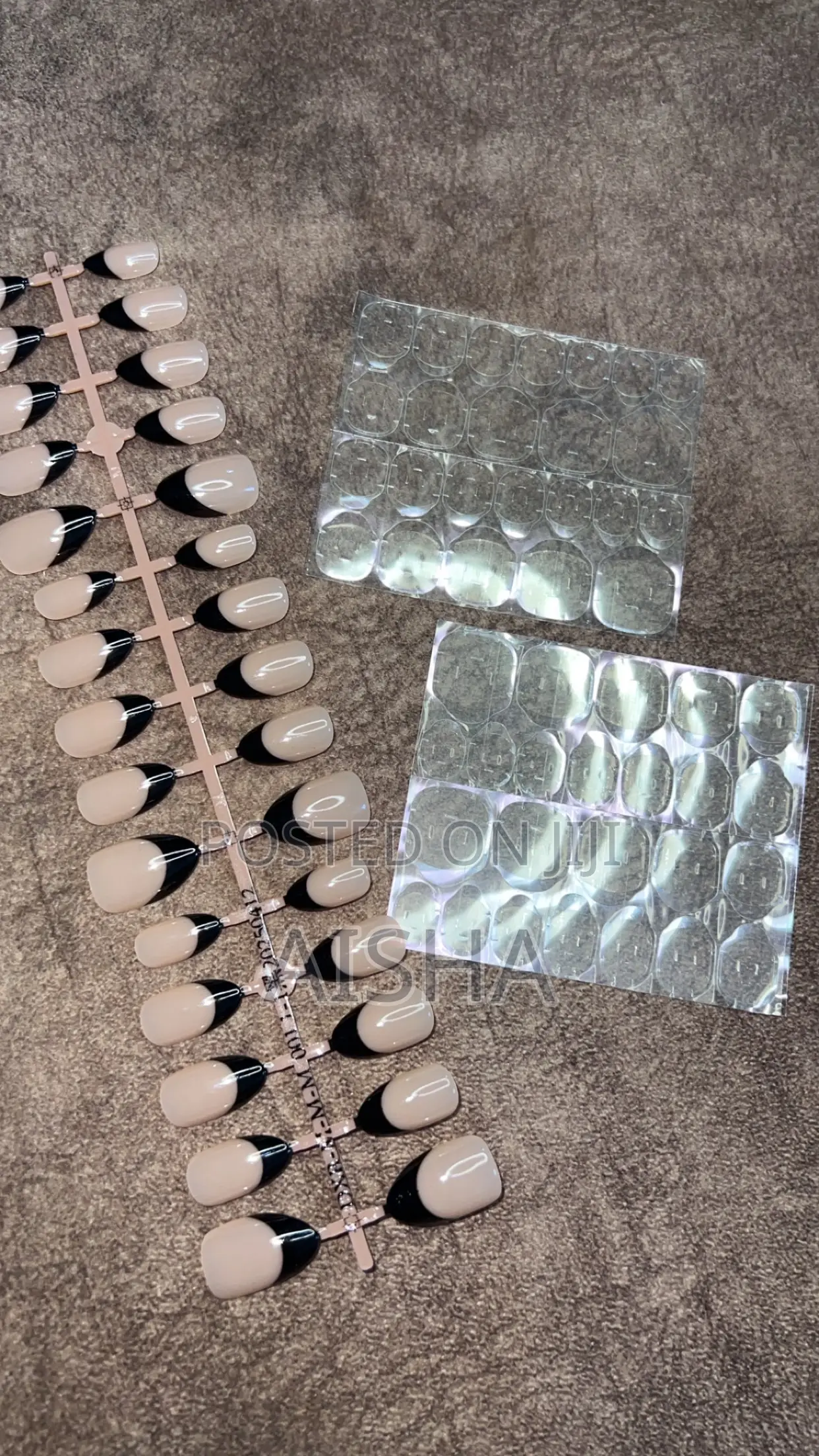 Luxury Press-on Nails – Handmade Reusable False Nails