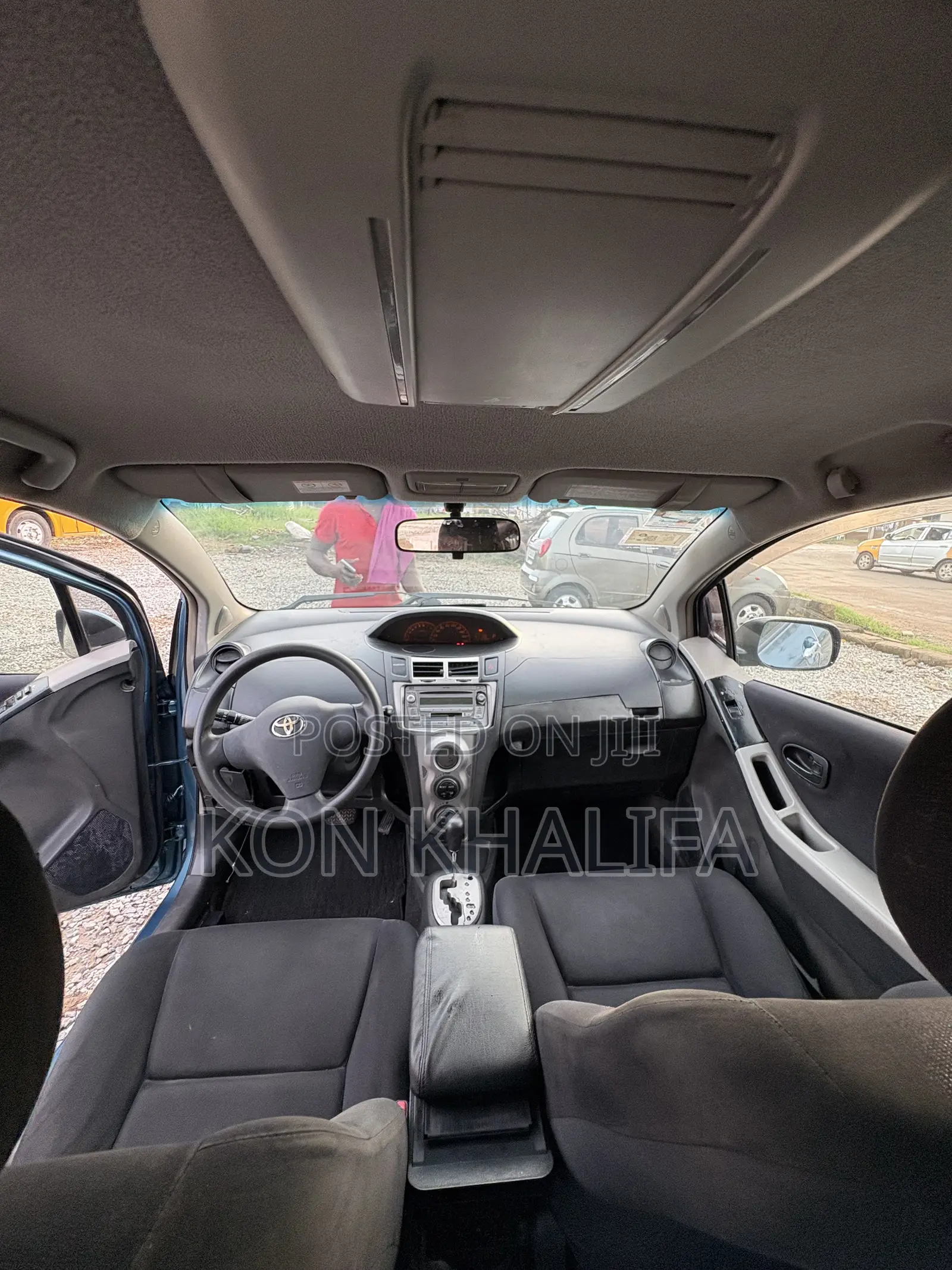 Toyota Vitz 1.5 FWD 5dr 2010 Blue