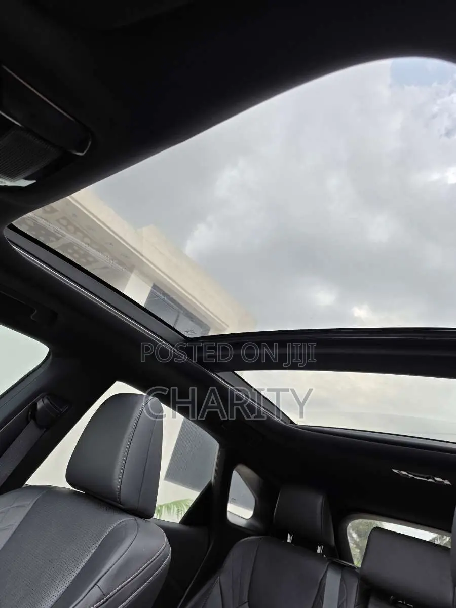 Lexus RX 350 Premium Plus AWD 2025 White