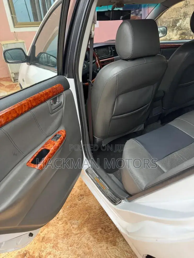 Toyota Corolla 2008 White
