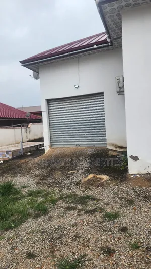 4bdrm House in Atonsu Dompoase, Kumasi Metropolitan for rent