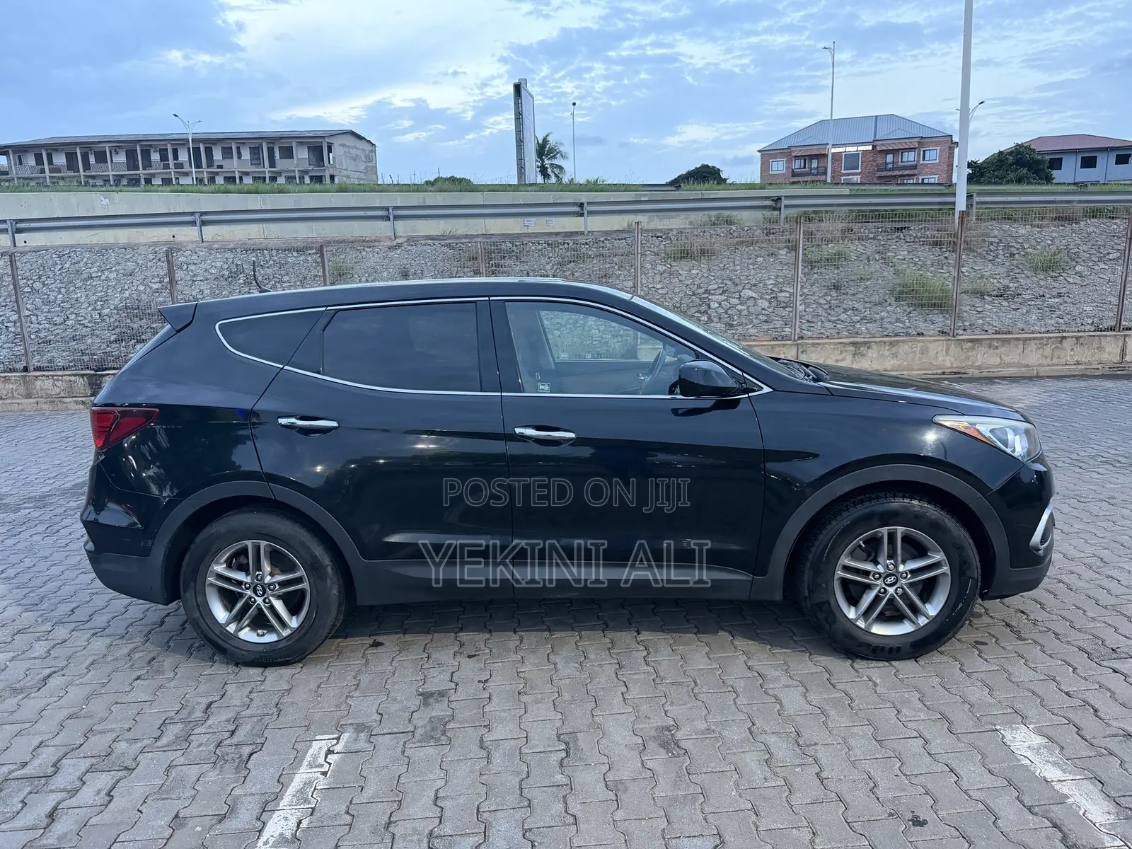Hyundai Santa Fe SE AWD 2018 Black